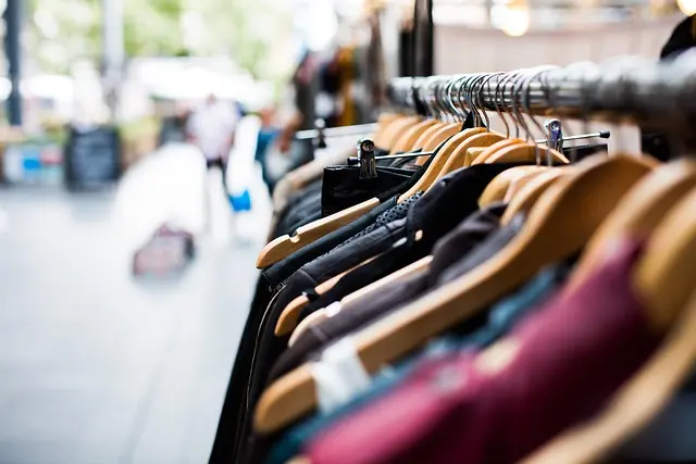 Comment Évaluer la Qualité des Habits Accessibles Avant d'Acheter