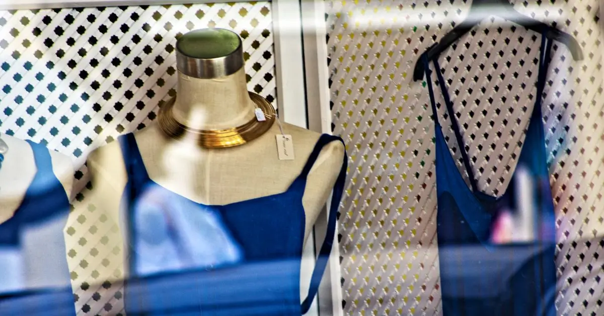 Comment Choisir des Habits Accessibles et Tendance